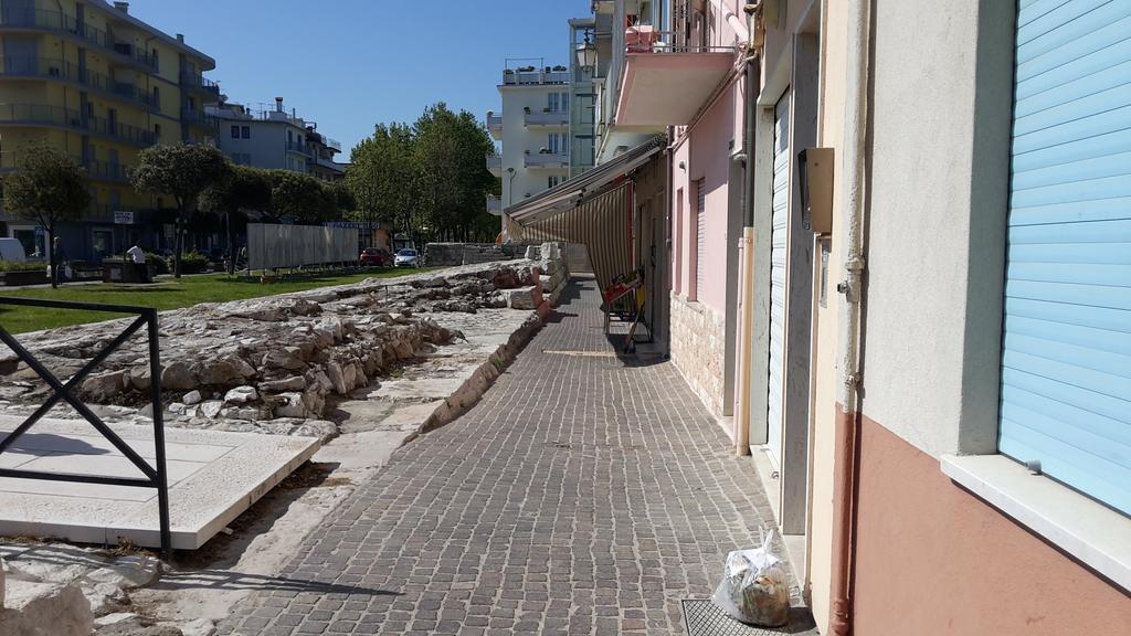 Appartamenti Sottomarina Carla エクステリア 写真