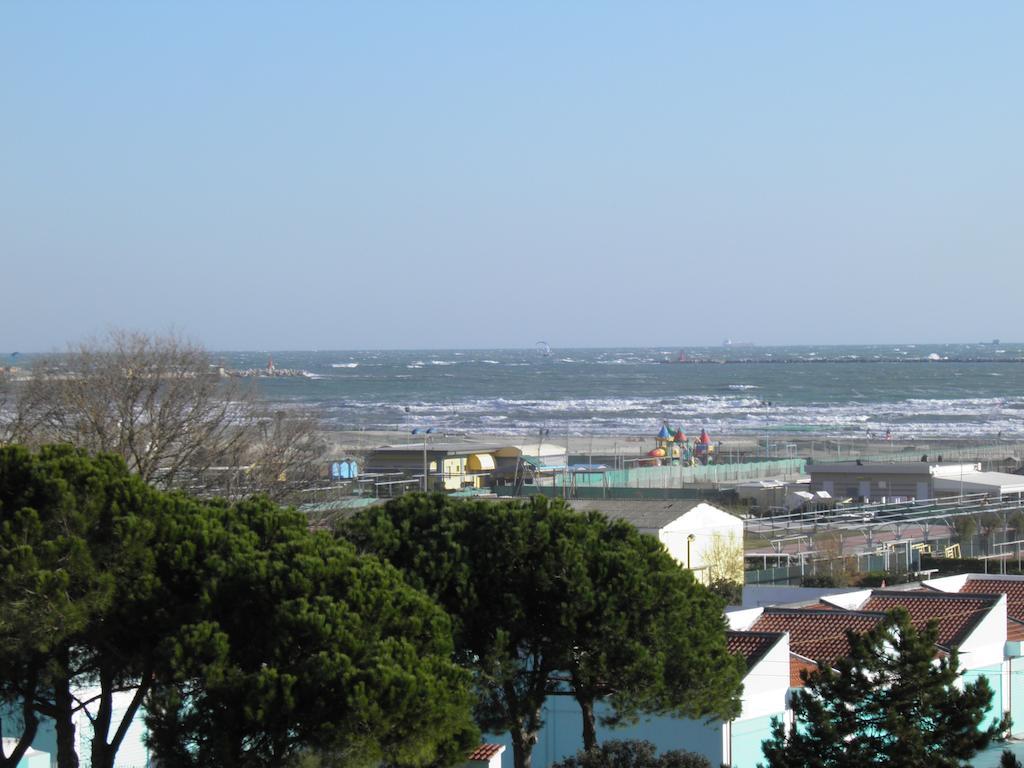Appartamenti Sottomarina Carla エクステリア 写真