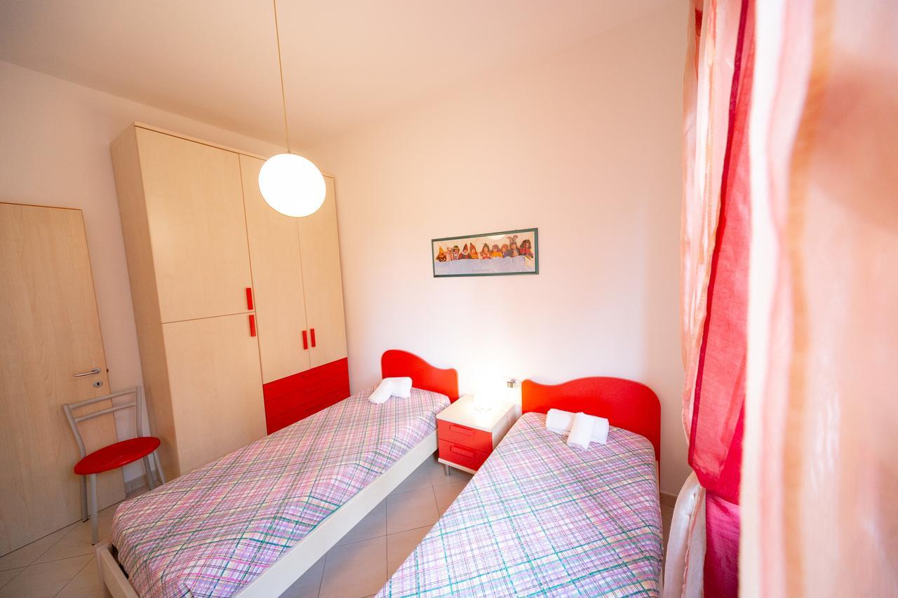 Appartamenti Sottomarina Carla エクステリア 写真